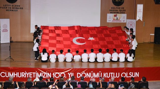 Karaman'da 'Şehidimi Tanıyorum, Anısını Yaşatıyorum' programında duygulu anlar yaşandı 